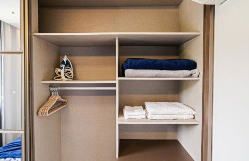 Aconchego e privacidade para sua família com 2 quartos, sala e cozinha integrados e sacada com churrasqueira - Foto 15