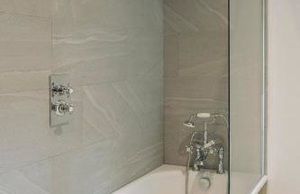 2 Henham Barns - Photo 12