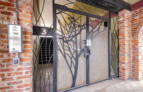 Luxury Warehouse District Condo - Foto 41