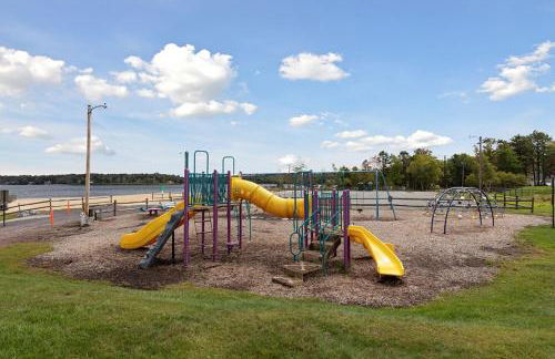 Spacious Home by Kalahari Waterpark, Camelback, Jim Thorpe, FREE EV and PRIVATE SAUNA - Foto 40