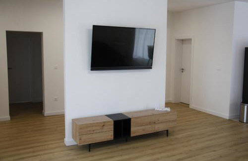 MEL'S HOUSE - Photo 23