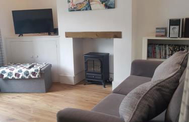 Kingfisher cottage, free parking - Foto 8