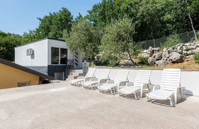 Soothing Holiday Home in Starigrad near Sea - Foto 16