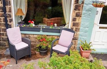 Cottage in Saddleworth with private garden and great views - Foto 10