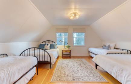 West Shore Lake House by Avantstay Ski Cabin w/ Backyard Sledding Hill! - Foto 78