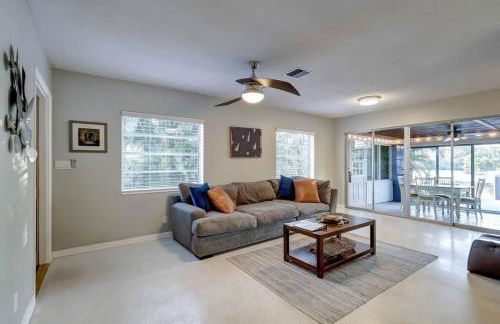 Waterfront Apartment Private Patio Pool - Foto 8