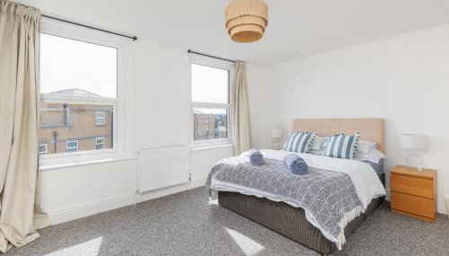 Heart of Cowes - 10 Guests, 200m to Town, Sea View - Foto 5