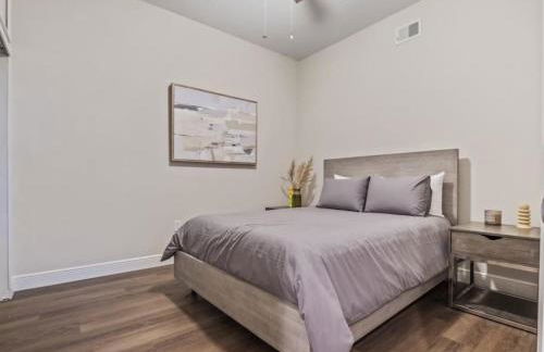4Bedroom/ 2bath 2100sq ft Thorton Park Master Suite - Foto 8