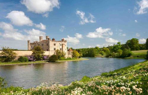 Cosy Cabin, hidden from the main house - Sleeps 2 - EV - Foto 54