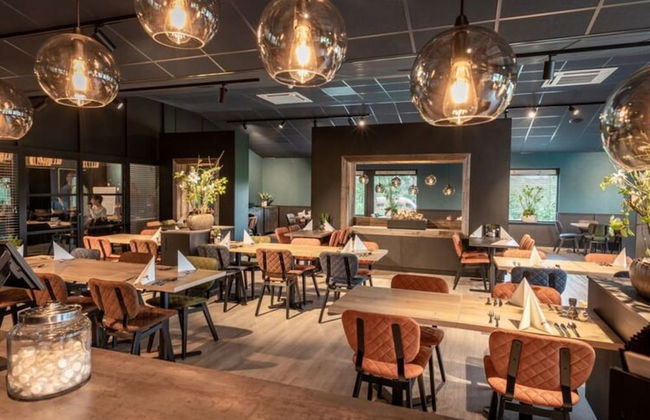 Nice House With a Dishwasher, Located in Friesland - Foto 18