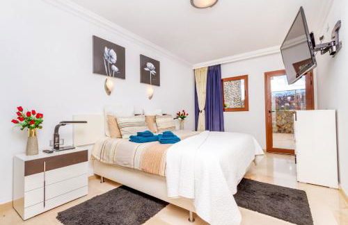 Casa Holmston, Duplex villa with hot tub in Anfi Tauro Topaz - Foto 32