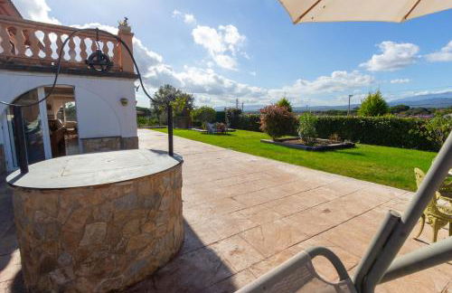 Catalunya Casas Beautiful villa just 25 km from the beach of Lloret de Mar - Foto 23