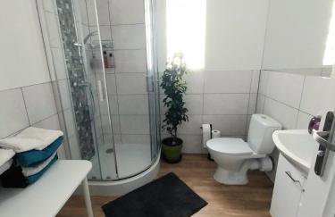 Magical Mirror Apartment - Photo 16