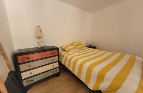 Maison Moderne en Bordure de Forêt, Idéale pour 8/10 Pers, à 2km de la Plage avec WiFi et Terrasse - FR-1-777-6 - Foto 9