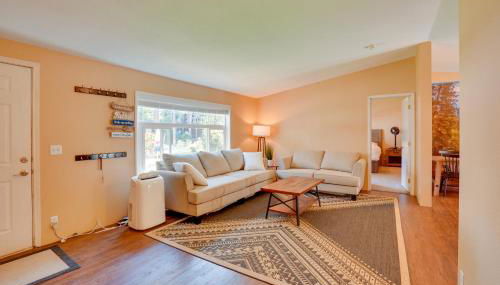 Lovely Detroit Home with Deck - Walk to Town! - Foto 5