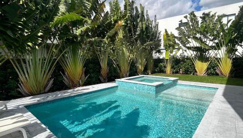 Topo Encanto - Designer Villa, Sundrenched Paradise! - Foto 3, Garden view