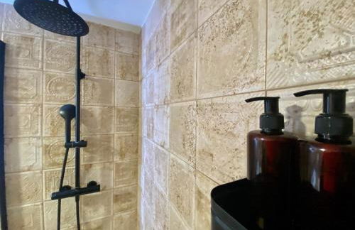 Duplex City of Arts & Science - Photo 18