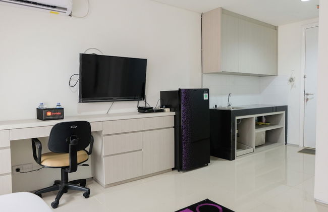 Modern City View Studio Apartment at Tuscany Residences - Photo 3