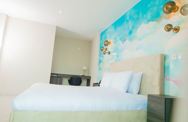 The Six Apparthotel - Foto 19