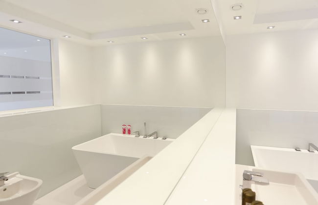 the white design apartment - Foto 28