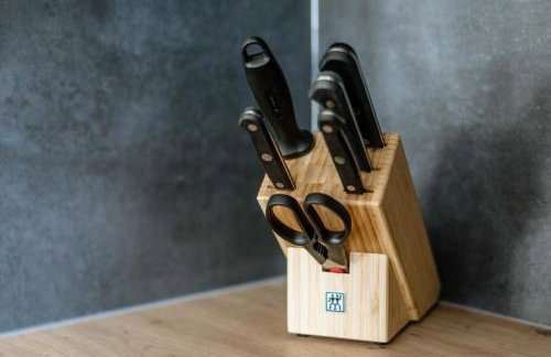 Kleeoase - Luxus Apartment- Jacuzzi - Dachterrasse - Kochinsel - kostenlose Parkplätze - See in 10 min - Foto 10