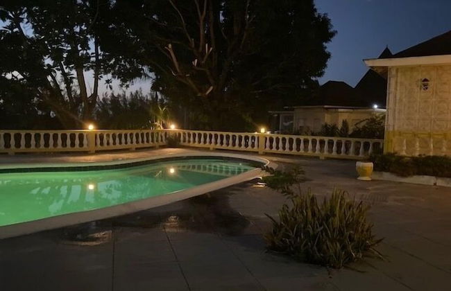 Yancey Largo Villa Perfect Jamaica Ironshore Getaway w Private Pool and Onsite Staff Services by RedAwning - Photo 53