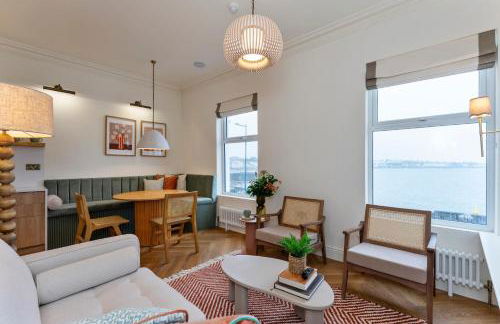 2-Bed - Sleeps 6 - Seafront View with Free Parking - Foto 16