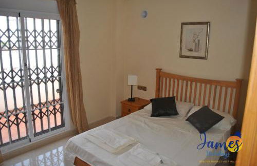 Playa Golf Quad House with Communal Pool Calle Castillo de San Roque P231 - Foto 14