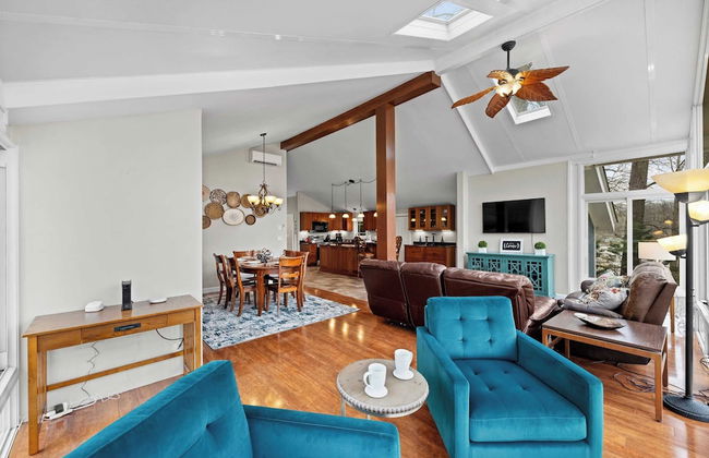 Tree Top Get Away by Avantstay Amazing Lake View - Foto 26