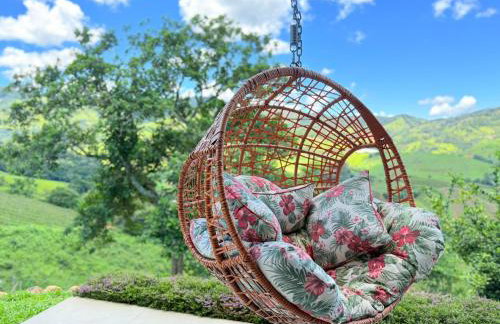 Chalé Jacarandá - Vale do Baú by HospedaHost - Foto 2