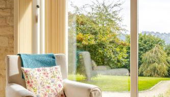 Spacious farmhouse with stunning valley views - Foto 3