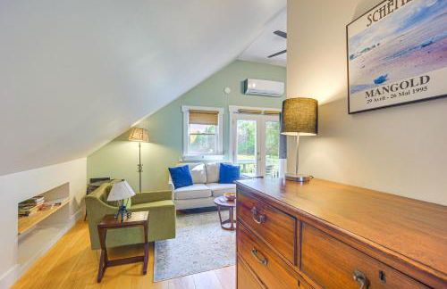 Romantic, Secluded Vermont Getaway with Hot Tub - Foto 16