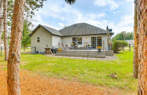 Beloit Home with Deck 3 Mi to Health System Campus - Foto 3