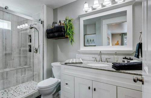 King Bed, Hot Tub, Near Downtown And Micron - Foto 37