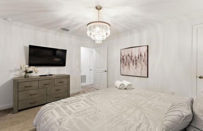 Gorgeous 4 Bd w Pool at Storey Lake Resort 4277 - Photo 45