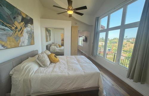 Serenity - Amazing Views & Modern Charm - Photo 9