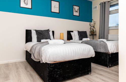 Fife - Driveway Parking Spacious 4 bed house Sleeps 6 Ideal Contractor Accommodation - Foto 2