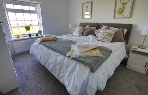 Coastal Cottage, Private Hot Tub & Sauna Sleeps 2-8 with Views - Foto 5