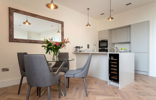 Cathedral View in Exeter - Photo 66