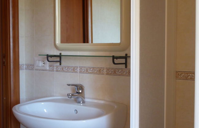 Holiday Home in Mulazzo With Natural Pond - Foto 12