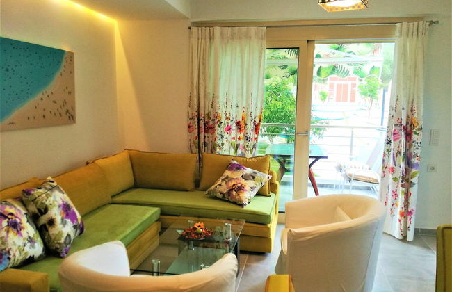 All Saints Villas - Photo 23