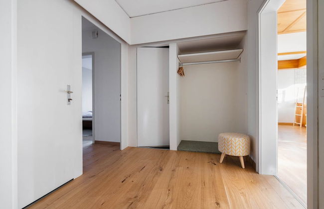 Luxury Apartment With Terrace and Garden Free Parking Smart TV etc - Foto 41