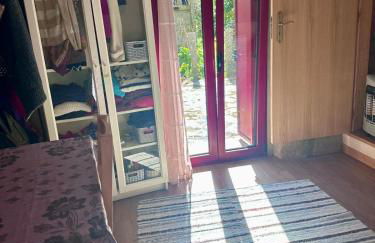 Nascente home place in nature next to a waterfall - Foto 6