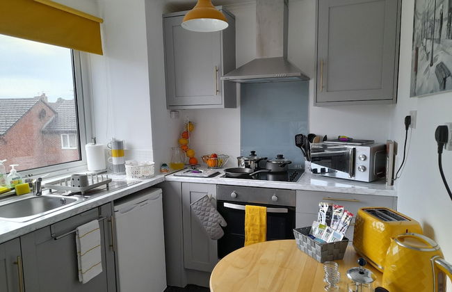 Whole Apartment With Balcony, Breakfast & Parking - Foto 24