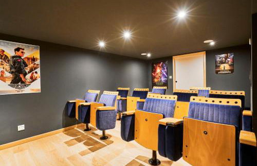 VILLA ARCADIA - Piscine - Spa - Sauna - Cinéma - Jeux d'arcades - Jeux vidéo - Bassin naturel - Jardin - Foto 36