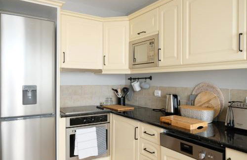 Yellow House - Checkinhome - Foto 87