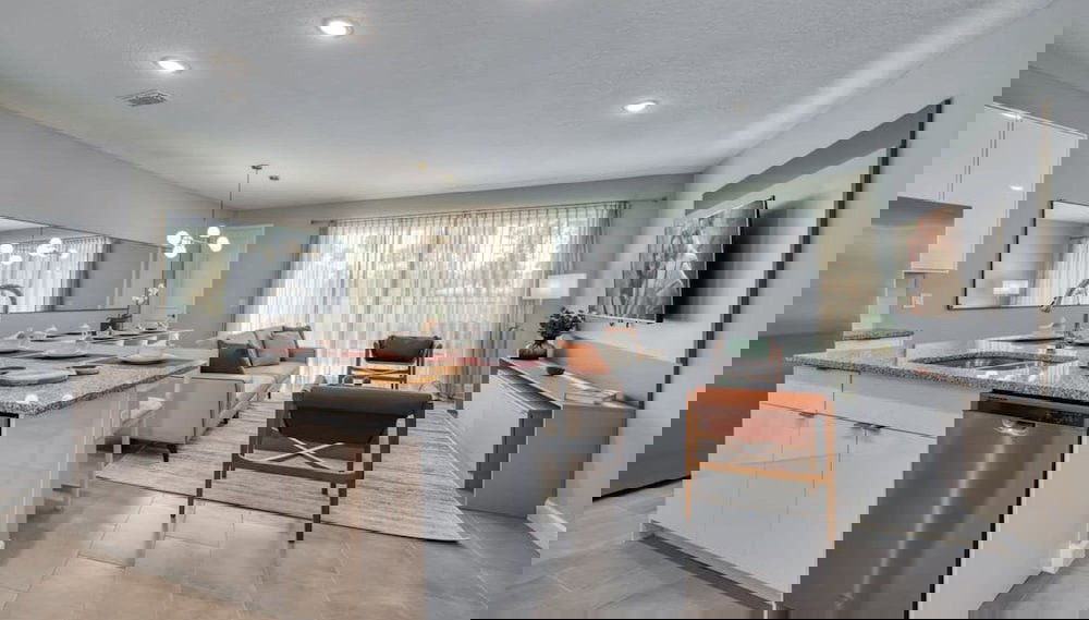 Luxury new Home Close to the Parks - Foto 1, Habitación