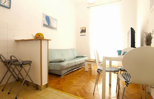 Apartment 1636 - Photo 10