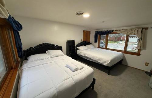 Sleep12-16guests ranch in West Seneca entire house - Foto 2