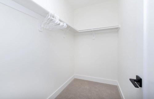 Modern Retreat with Hot Tub-Near Downtown Indy-Family Friendly - Foto 20